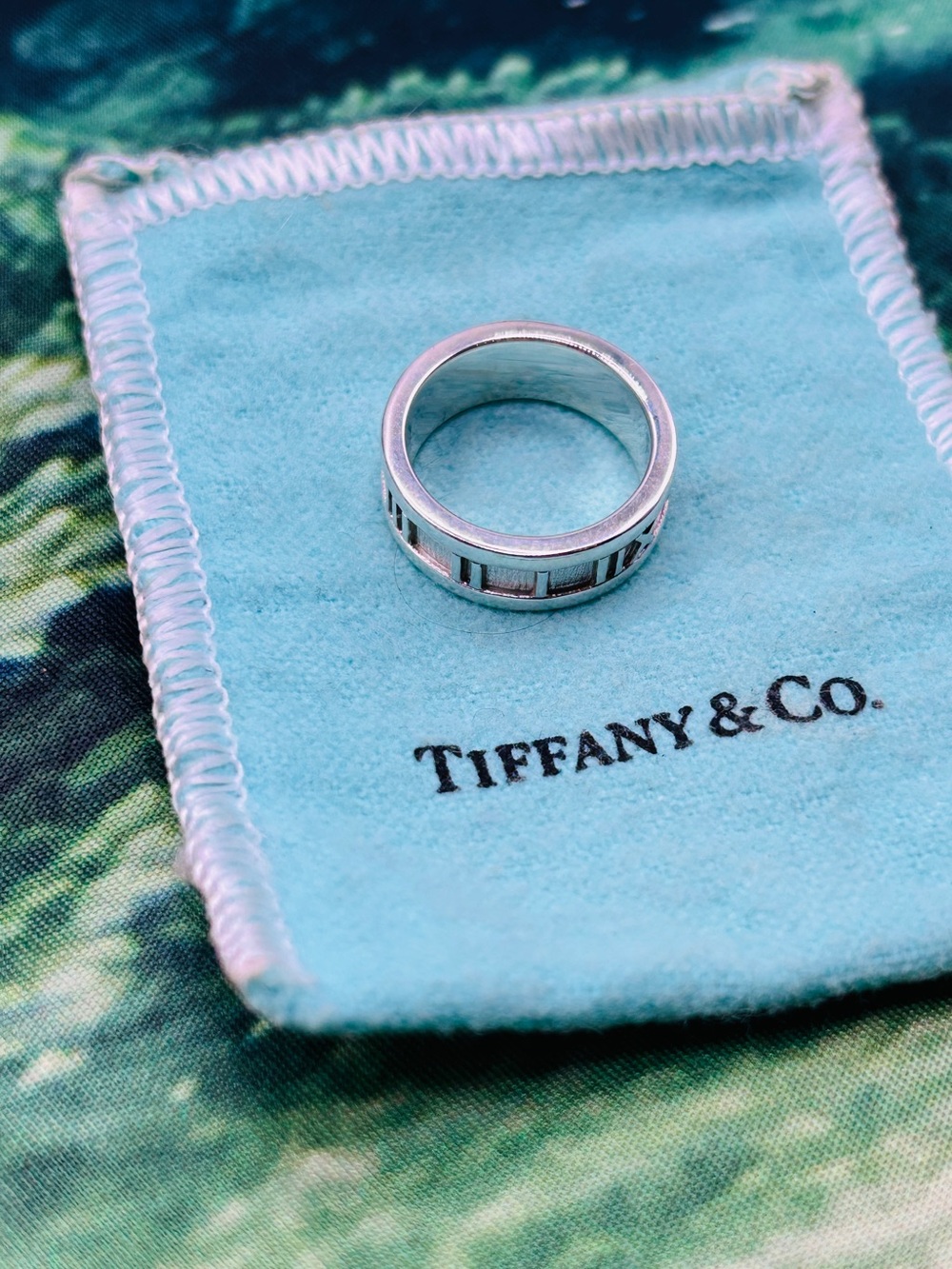 Authentic Tiffany & Co 1995 Sterling Silver Atlas Pierced Ring Size 4 w/ Pouch